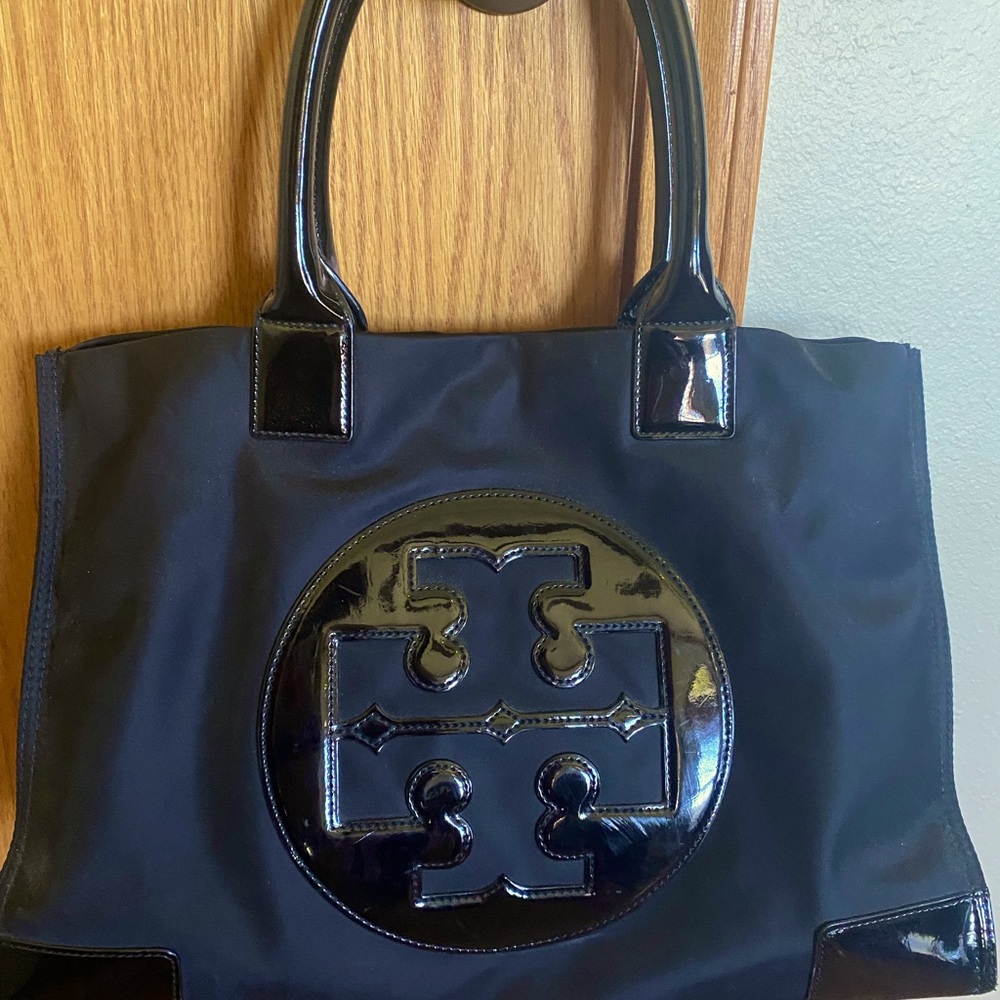 This bag is like new details listed in photo.